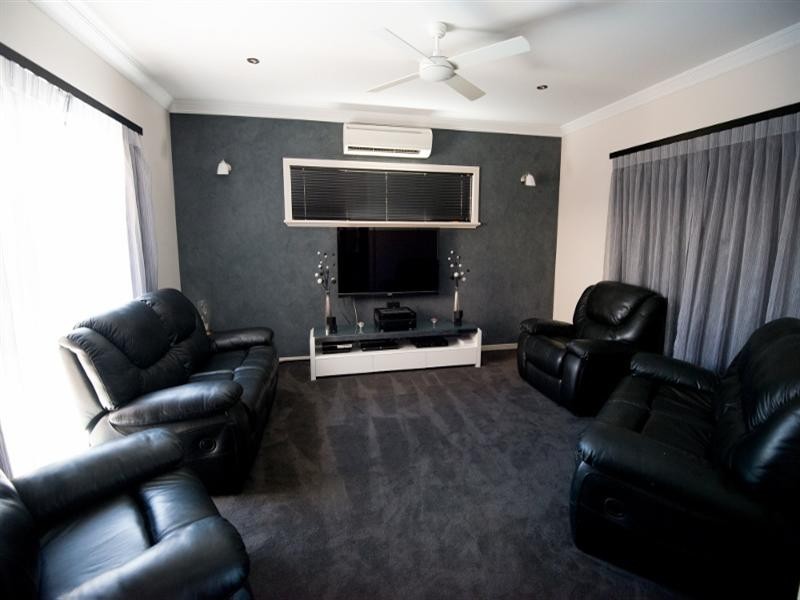 14 Euro Boulevard, Baynton WA 6714