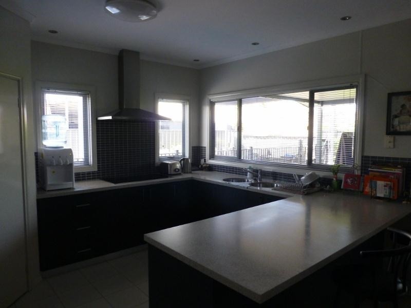 10 Nyumari Street, Baynton WA 6714