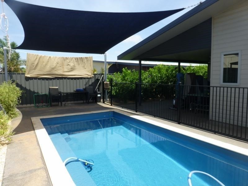 10 Nyumari Street, Baynton WA 6714