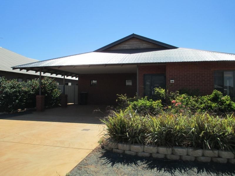 19 Smokebush Street, Nickol WA 6714