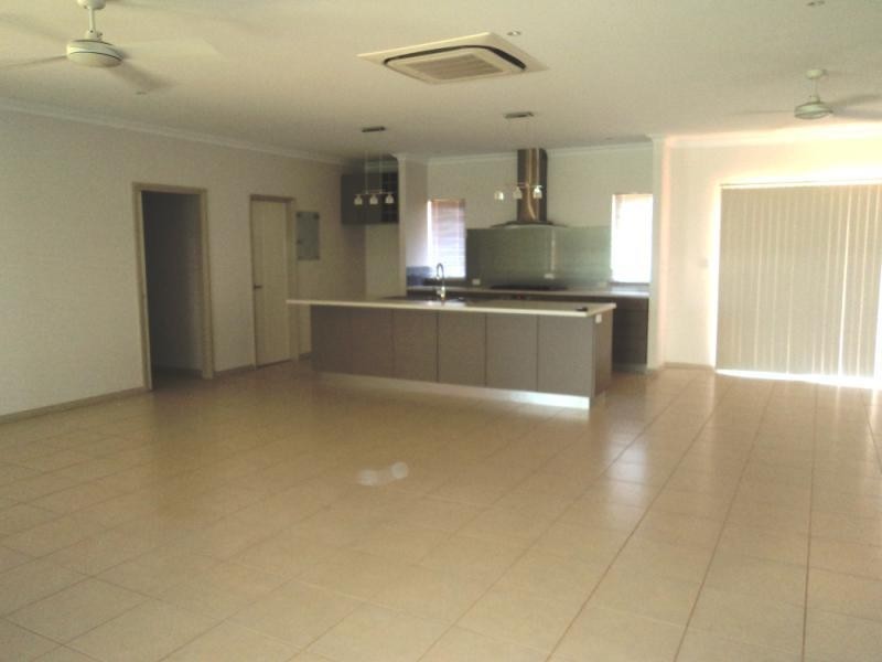 19 Smokebush Street, Nickol WA 6714