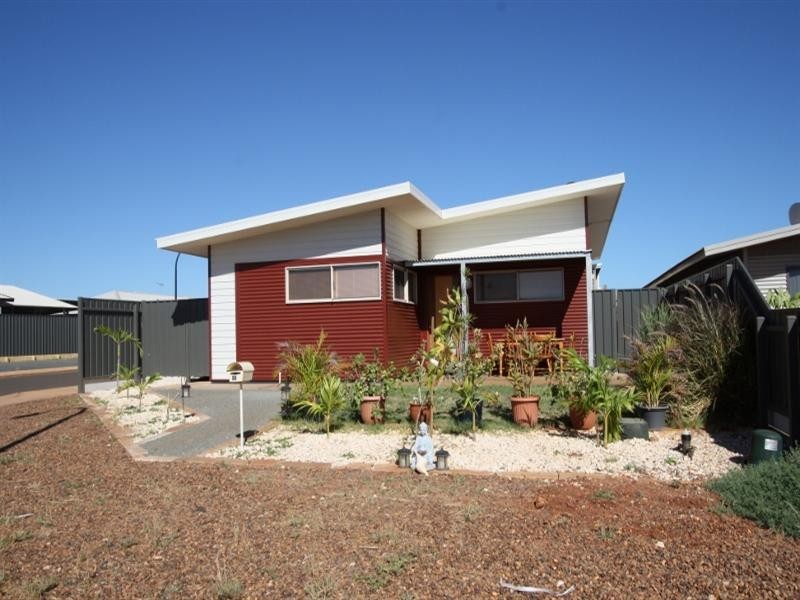 31 Bajamalu Drive, Baynton WA 6714