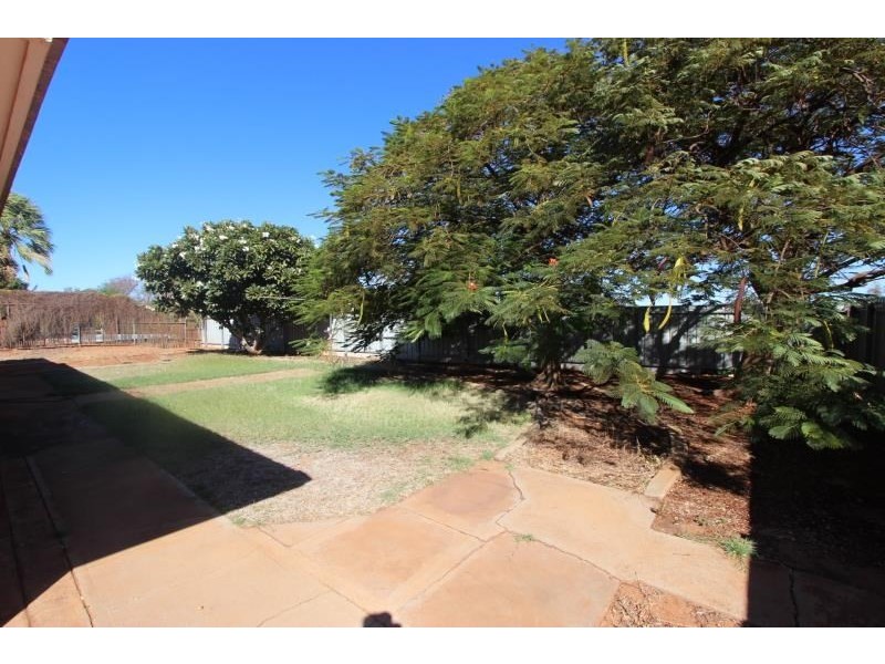 22 (226A) Fremantle Crescent, Dampier WA 6713