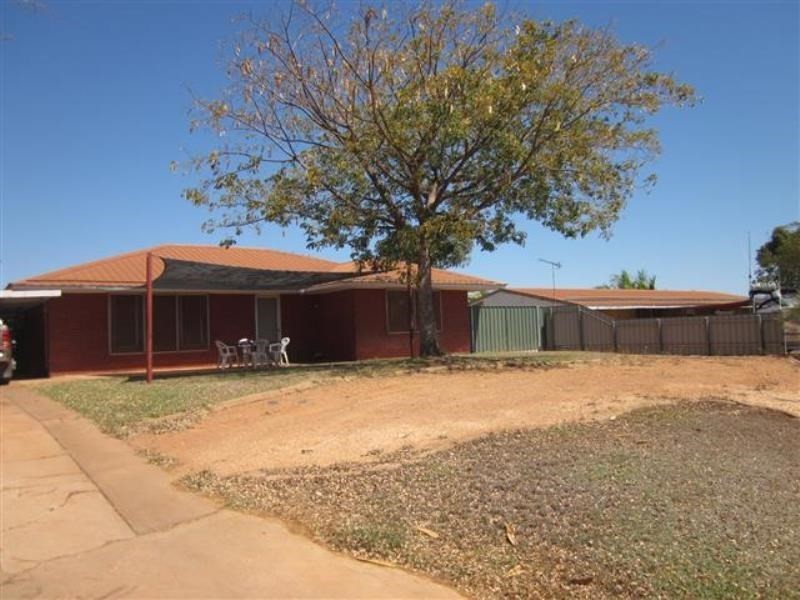 22 (226A) Fremantle Crescent, Dampier WA 6713