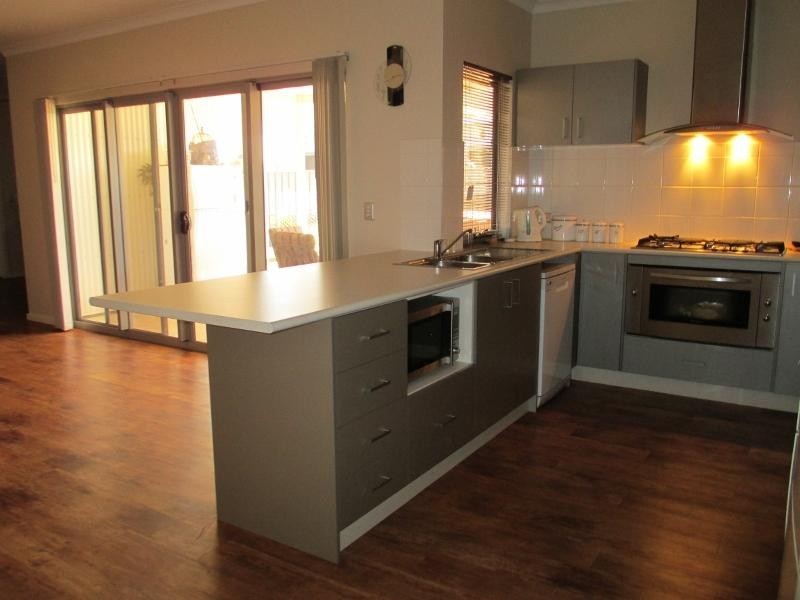 127 Bajamalu Drive, Baynton WA 6714