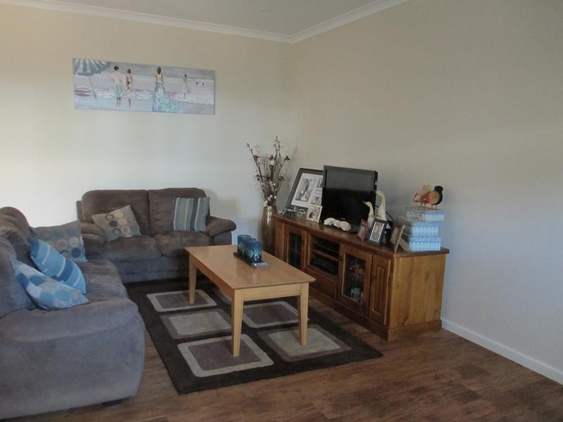 127 Bajamalu Drive, Baynton WA 6714