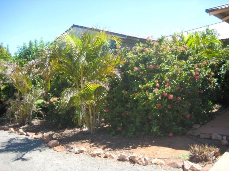 4 Schooner Street, Baynton WA 6714