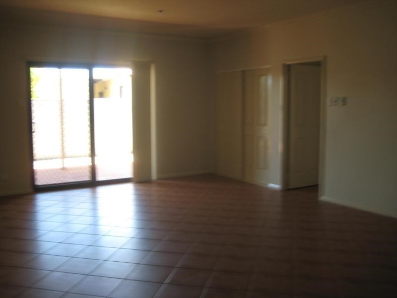 4 Schooner Street, Baynton WA 6714