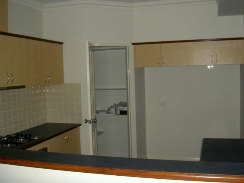 4 Schooner Street, Baynton WA 6714