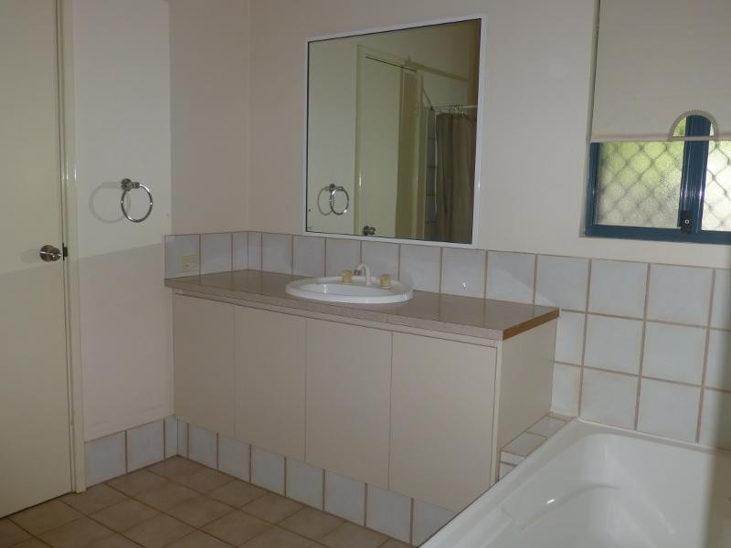 17 Stickney Way, Baynton WA 6714