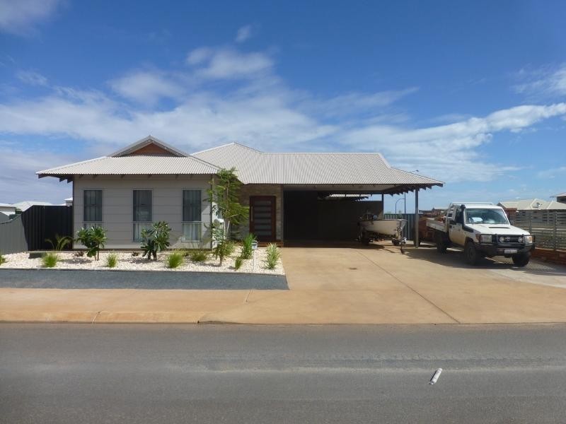2 Nyamina Road, Baynton WA 6714