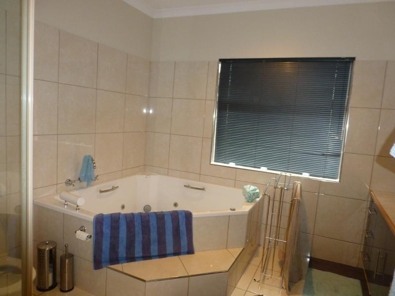 43 Bowerbird Drive, Nickol WA 6714