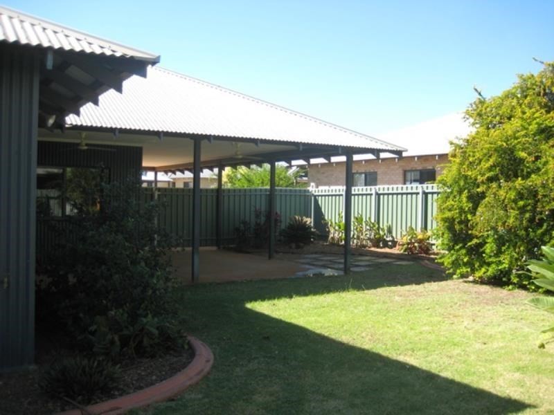 2 Delmere Way, Baynton WA 6714