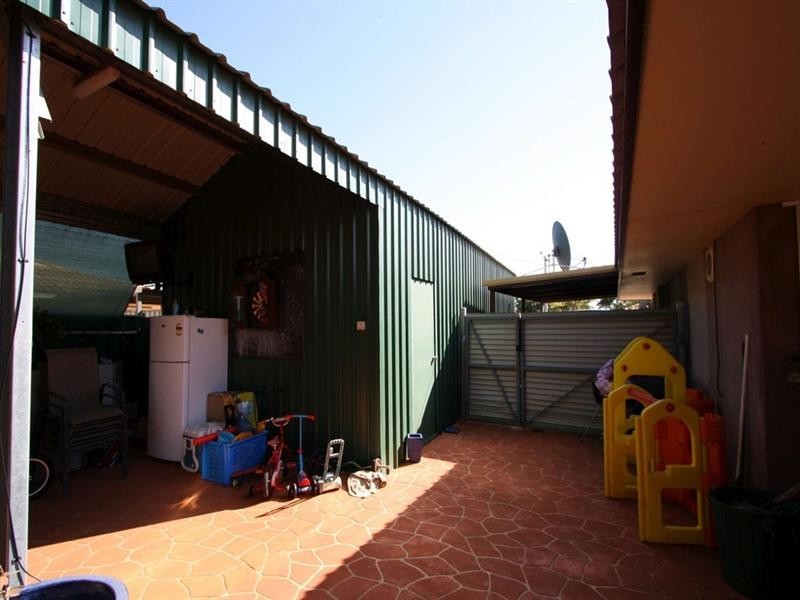 4 Farwig Court, Millars Well WA 6714