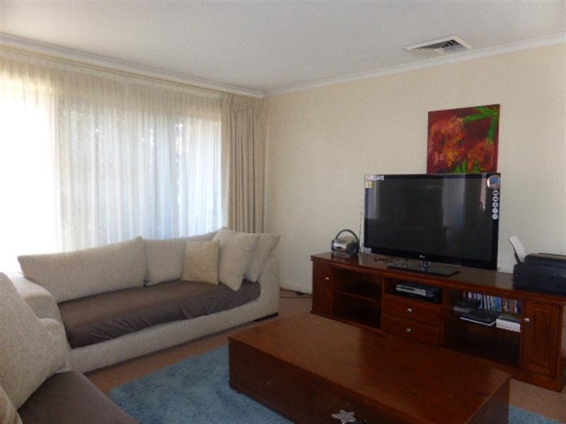 16 Bimbil Place, Castle Hill NSW 2154