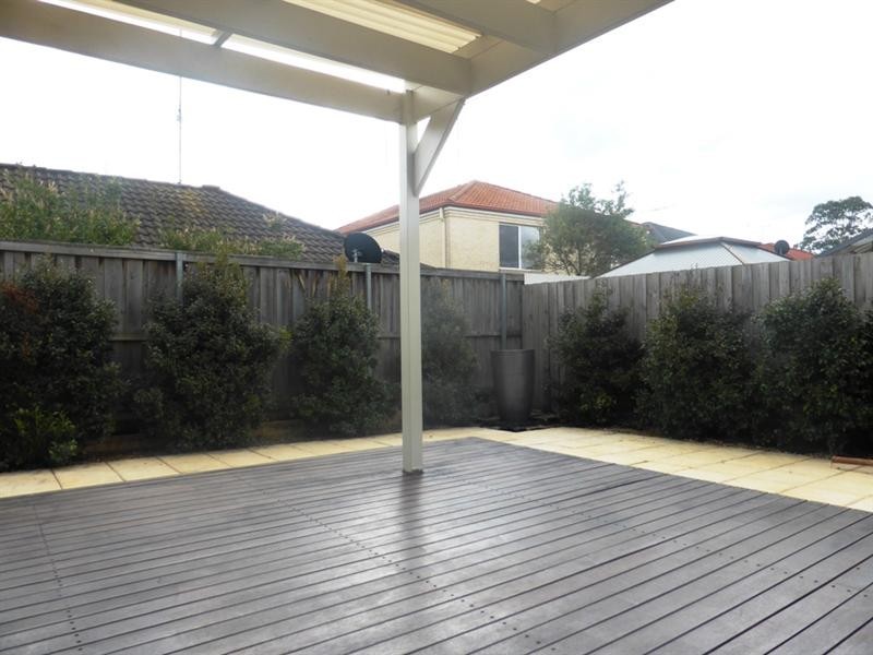 8 Sabal Place, Beaumont Hills NSW 2155