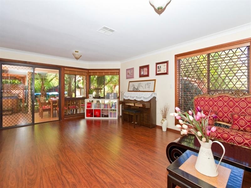 62 Middleton Avenue, Castle Hill NSW 2154