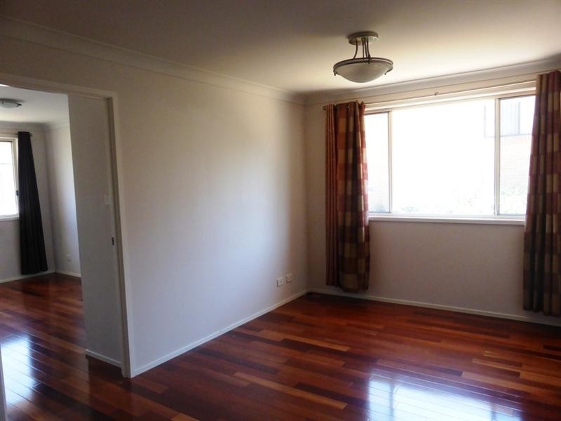 2 Bottle Brush Avenue, Beaumont Hills NSW 2155