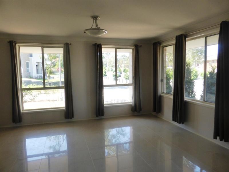 2 Bottle Brush Avenue, Beaumont Hills NSW 2155