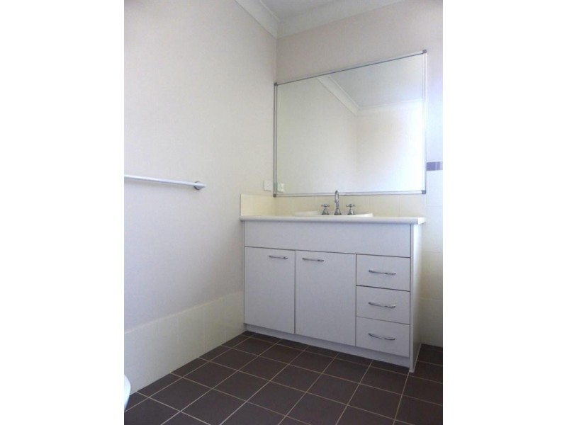 2 Bottle Brush Avenue, Beaumont Hills NSW 2155