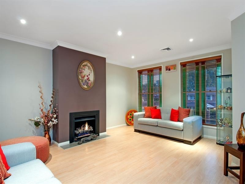 3 Springfield Crescent, Bella Vista NSW 2153