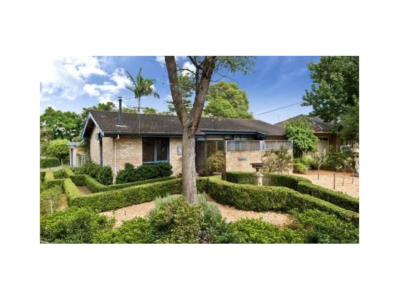 4 Sarah Crescent, Baulkham Hills NSW 2153