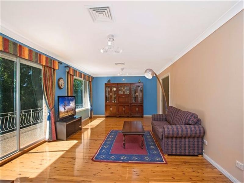 60 George Mobbs Drive, Castle Hill NSW 2154