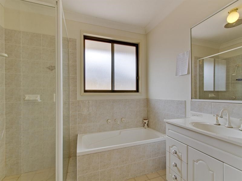 11 Falcon Way, Glenwood NSW 2768