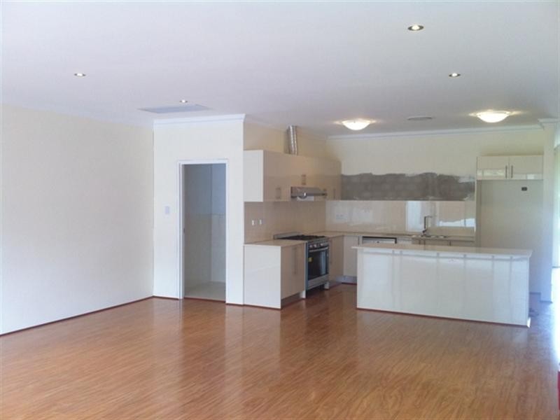 2/1-3 Chelsea Avenue, Baulkham Hills NSW 2153