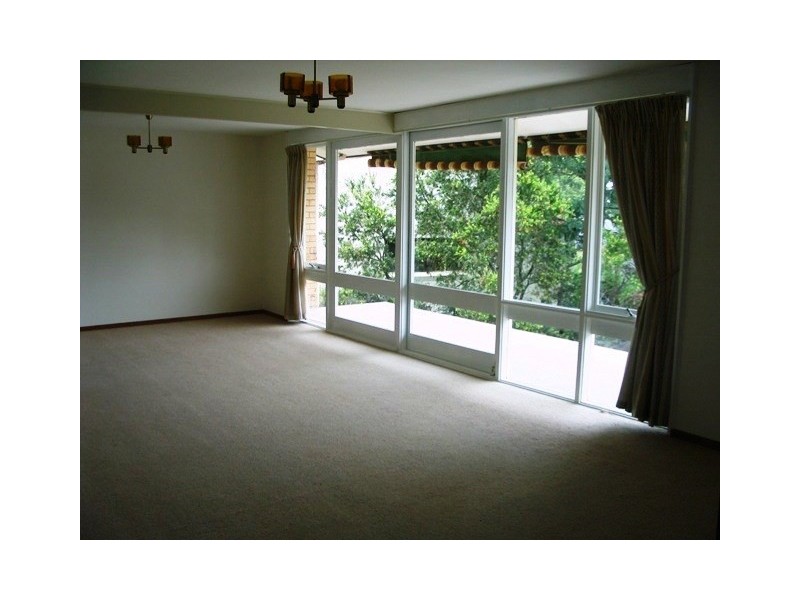 8 Delaigh Avenue, Baulkham Hills NSW 2153