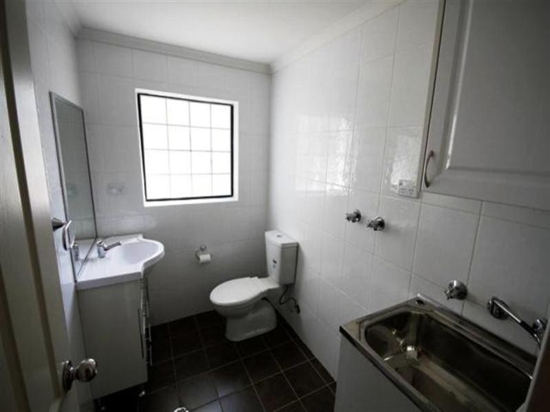 1/9-13 Balmoral Road, Northmead NSW 2152