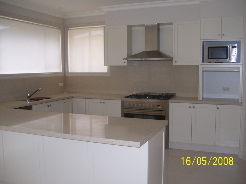 Castle Hill NSW 2154