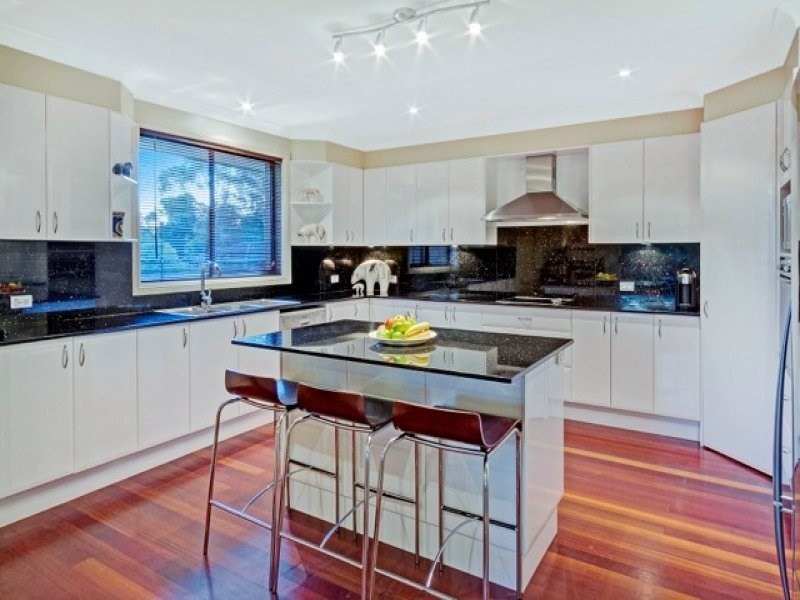 38 Rondelay Drive, Castle Hill NSW 2154