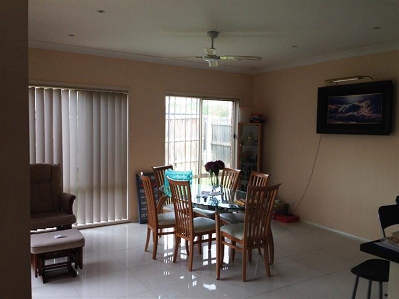 2 Cameo Circuit, Glenwood NSW 2768