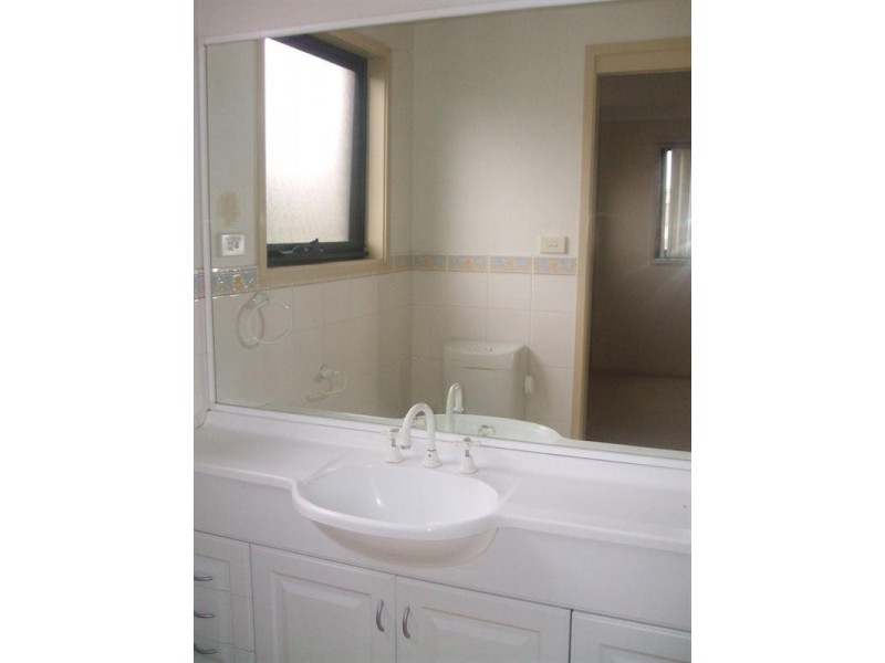 2 Darren Court, Glenwood NSW 2768