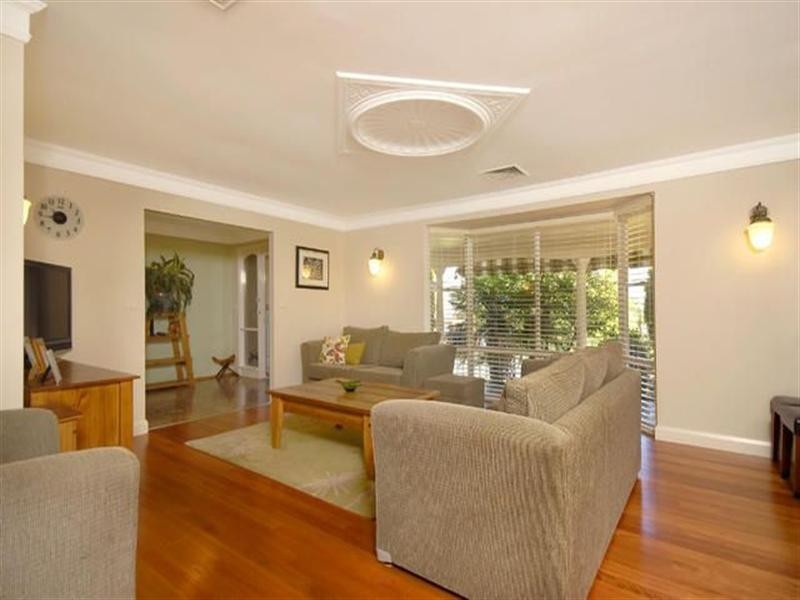 15 Buckingham Road, Baulkham Hills NSW 2153