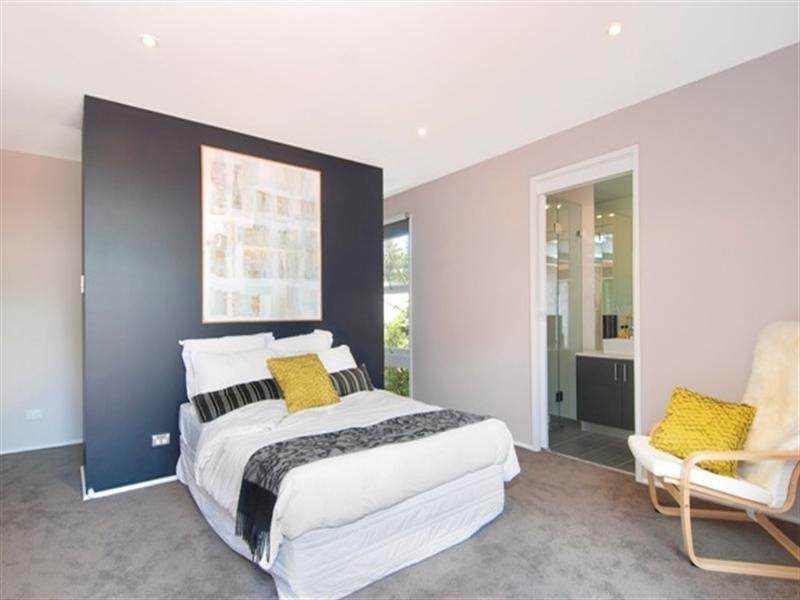 8 Cambewarra Avenue, Castle Hill NSW 2154