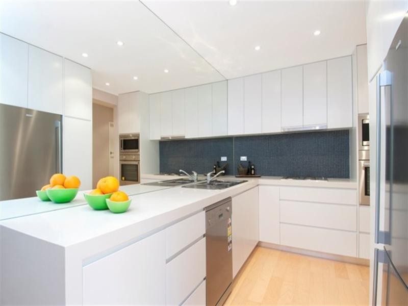 8 Cambewarra Avenue, Castle Hill NSW 2154