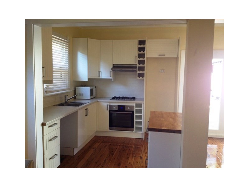 42 Whitehaven Road, Northmead NSW 2152