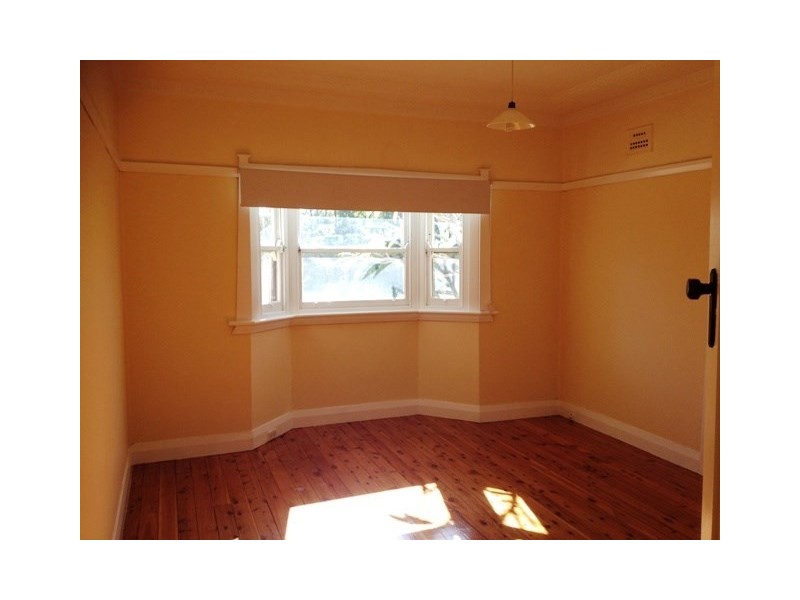 42 Whitehaven Road, Northmead NSW 2152