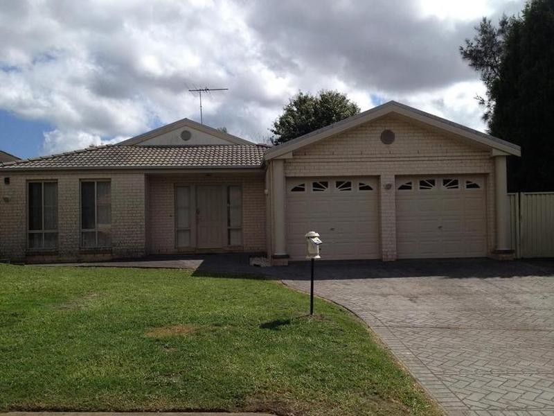 16 Farmer Close, Glenwood NSW 2768