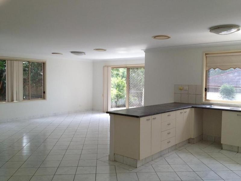 16 Farmer Close, Glenwood NSW 2768