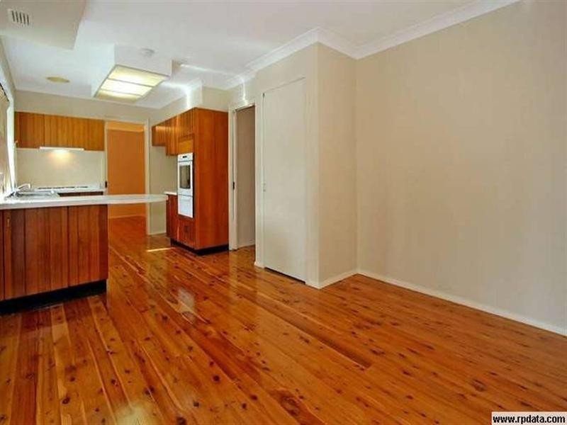 25 Tarana Crescent, Baulkham Hills NSW 2153