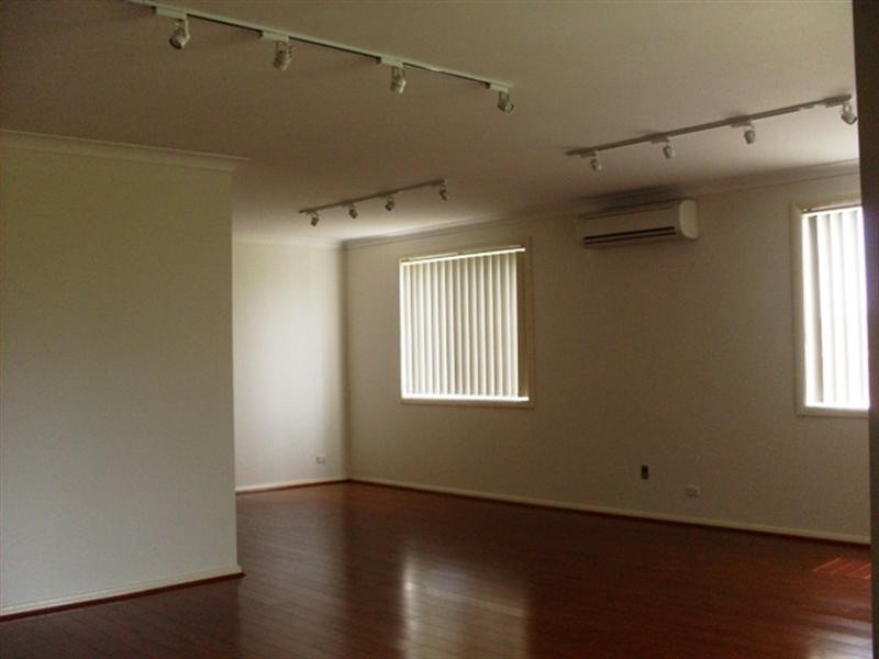 1/1 Beaumaris Avenue, Castle Hill NSW 2154