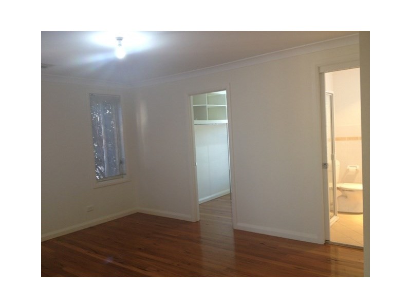 5 Highfield Place, Beaumont Hills NSW 2155