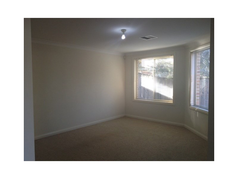 5 Highfield Place, Beaumont Hills NSW 2155