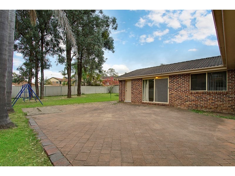 6 Monaco Place, Quakers Hill NSW 2763