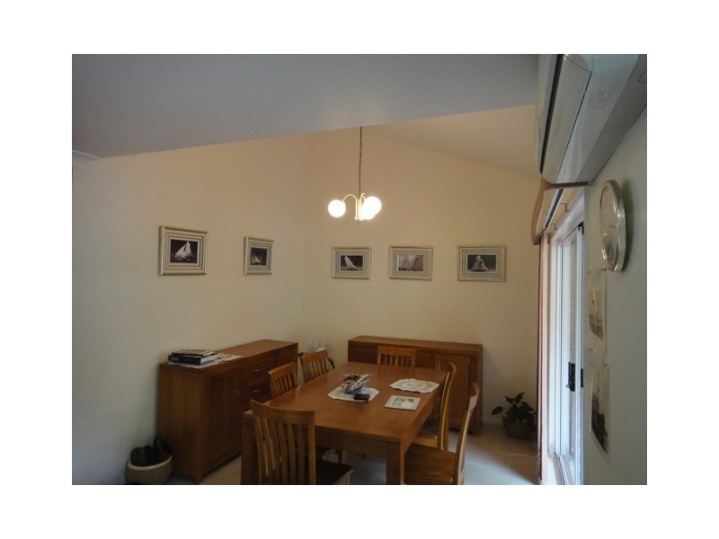 2/22-26 Cecil Avenue, Castle Hill NSW 2154