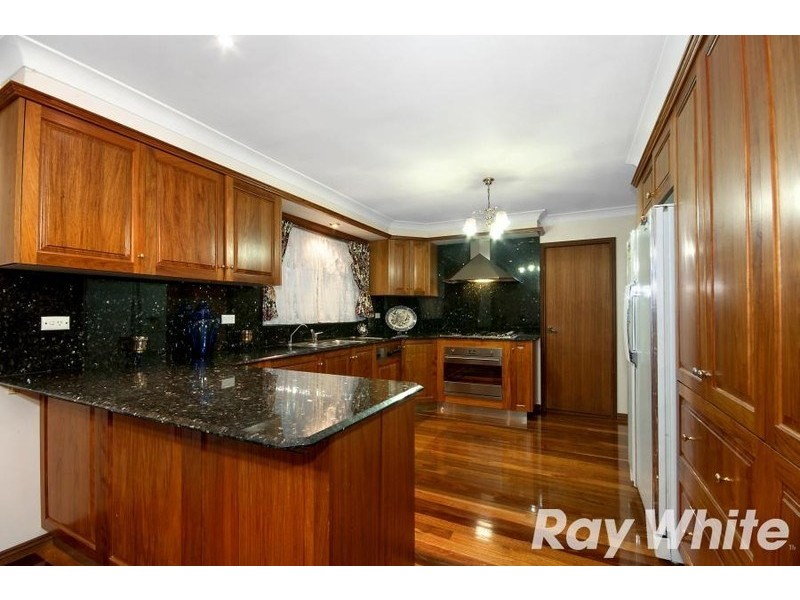 15 Winchcombe Place, Castle Hill NSW 2154