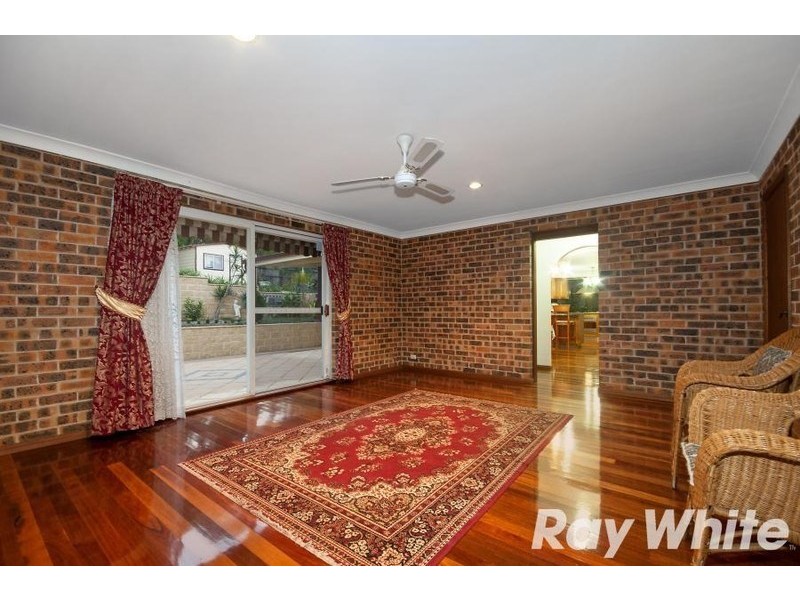 15 Winchcombe Place, Castle Hill NSW 2154